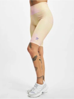 Adidas Originals Damen Shorts Originals Bike Shorts In Orange