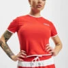 Adidas Originals Damen T-Shirt Cropped In Rot -URBAN CLASSICS Verkäufe adidas originals t shirt rot 879006
