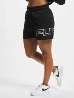 FUBU Damen Shorts Corporate In Schwarz