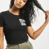 Mister Tee Damen T-Shirt Waiting For Friday Cropped In Schwarz -URBAN CLASSICS Verkäufe mister tee t shirt schwarz 708335