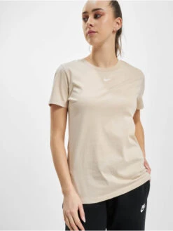 Nike Damen T-Shirt Sportswear In Beige