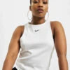 Nike Damen Tank Tops W Nsw Essntl In Weiß 2 Nike Damen Tank Tops W Nsw Essntl In Weiß -URBAN CLASSICS Verkäufe nike tank tops weiss 824766