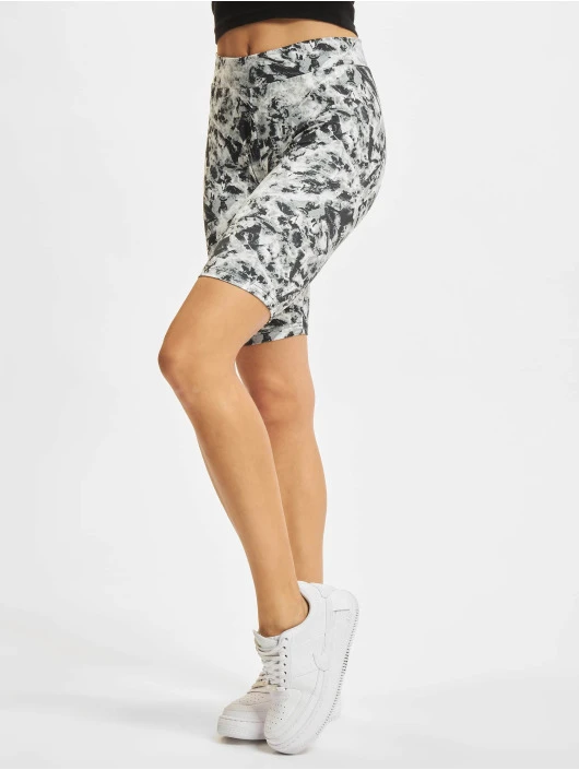 URBAN CLASSICS Damen Shorts Ladies Soft Aop Cycle In Schwarz 3 URBAN CLASSICS Damen Shorts Ladies Soft Aop Cycle In Schwarz