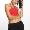 URBAN CLASSICS Damen Top Triangle Top In Rot -URBAN CLASSICS Verkäufe urban classics top rot 637619